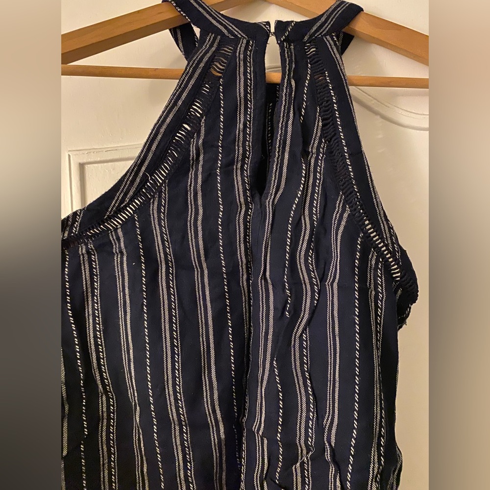 Mossimo halter top - Picture 3 of 4